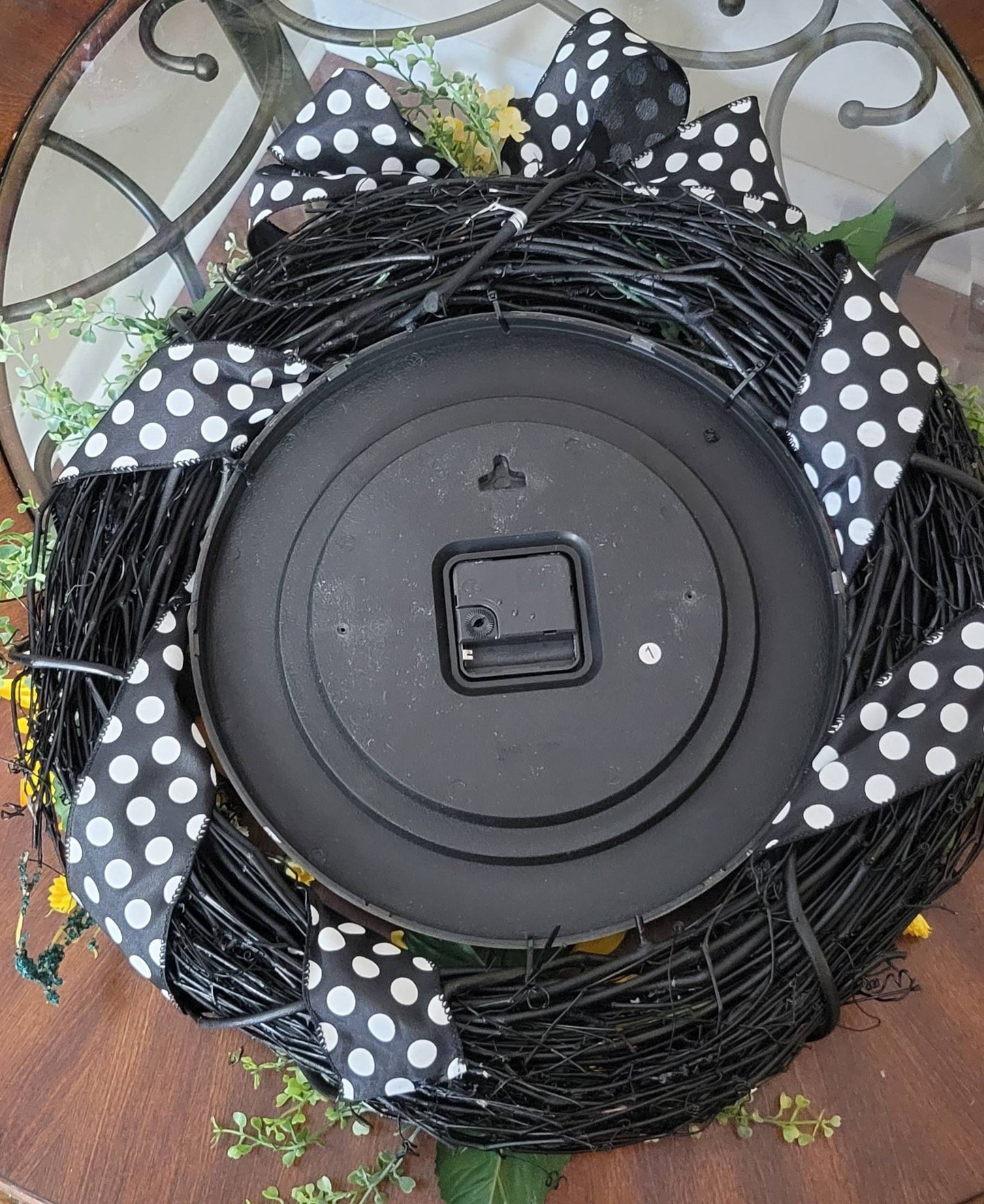 Time in Bloom – Sunflower Grapevine Clock Wreath